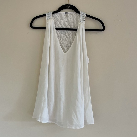 Haute Hippie Stolen Glances V-Neck Sleeveless Top - Picture 4 of 12